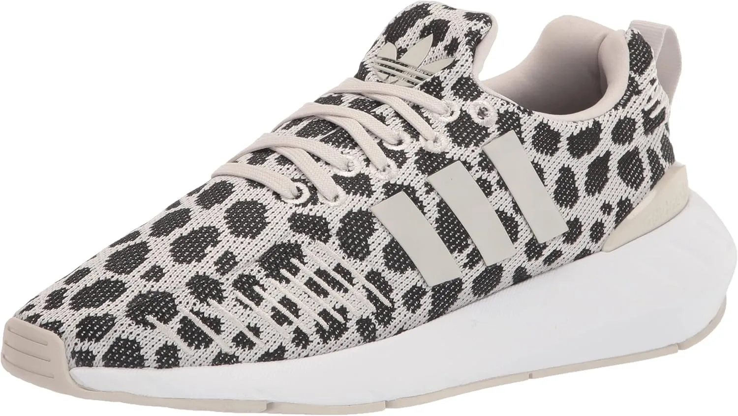 adidas Women's Swift Run 22
