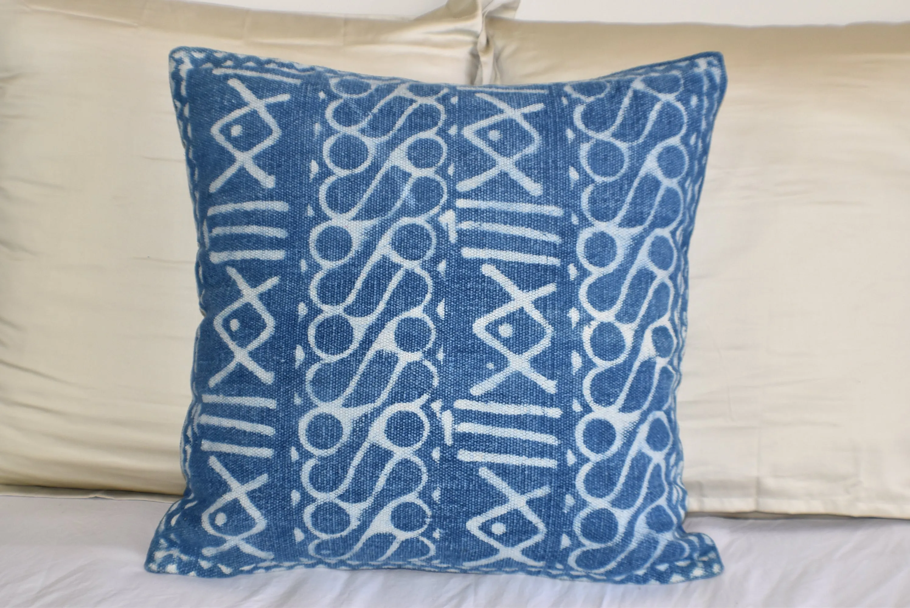 Block Print Heavy Cotton Dari Cushion Cover 65x65cm- IB65-11