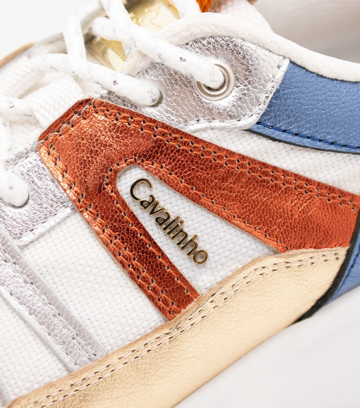 Colorlight Sneakers
