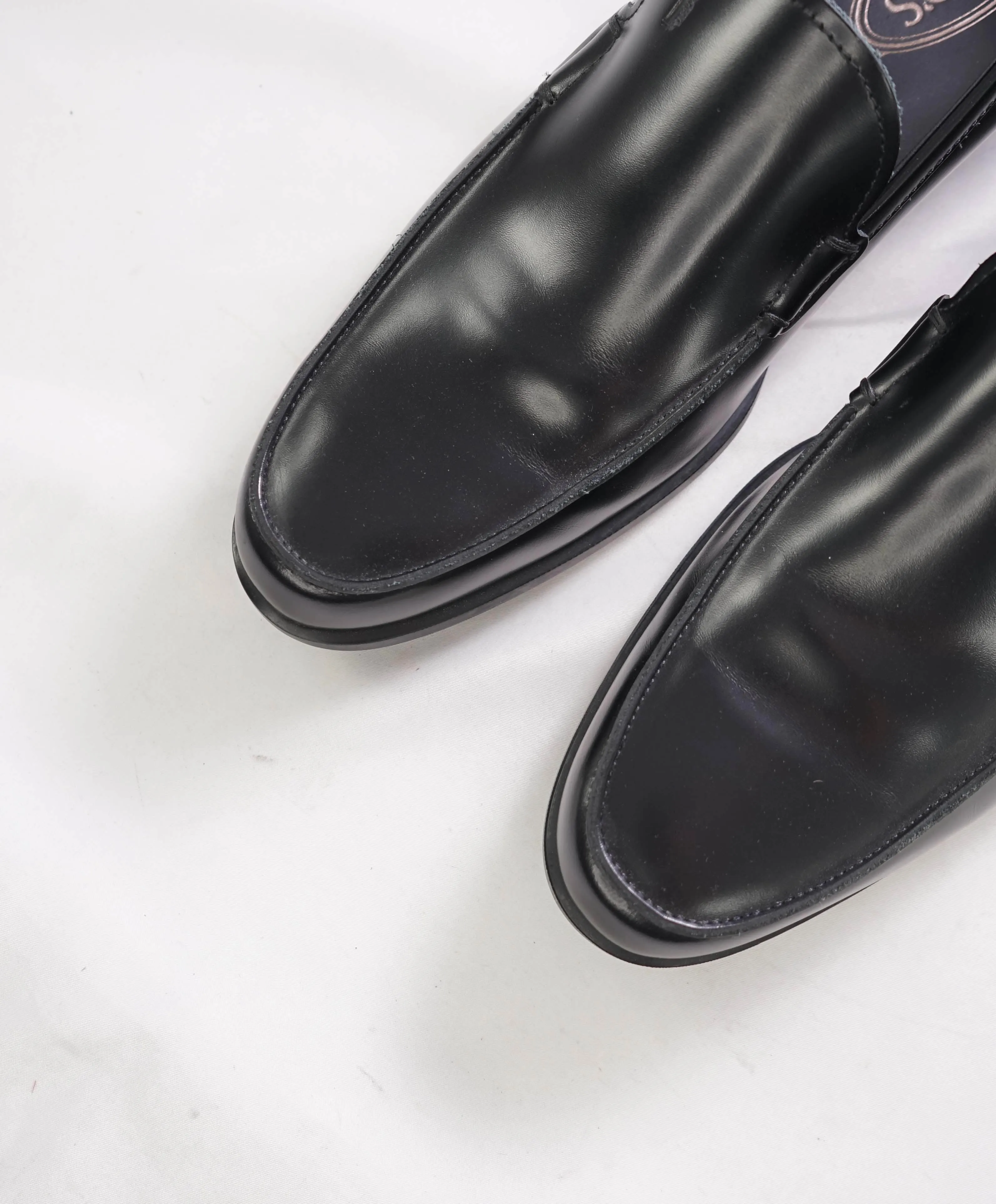 TOD’S - “Boston” Black Logo Embossed Smooth Vamp Loafers - 11 US (10 Tod's)